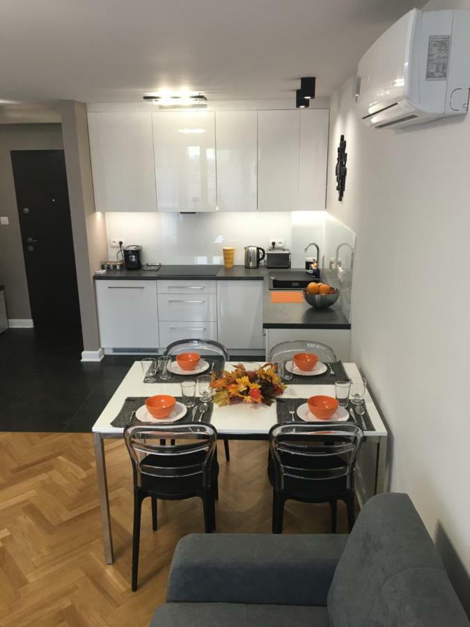 Ferienwohnung Apartament Emilia Warschau Exterior foto